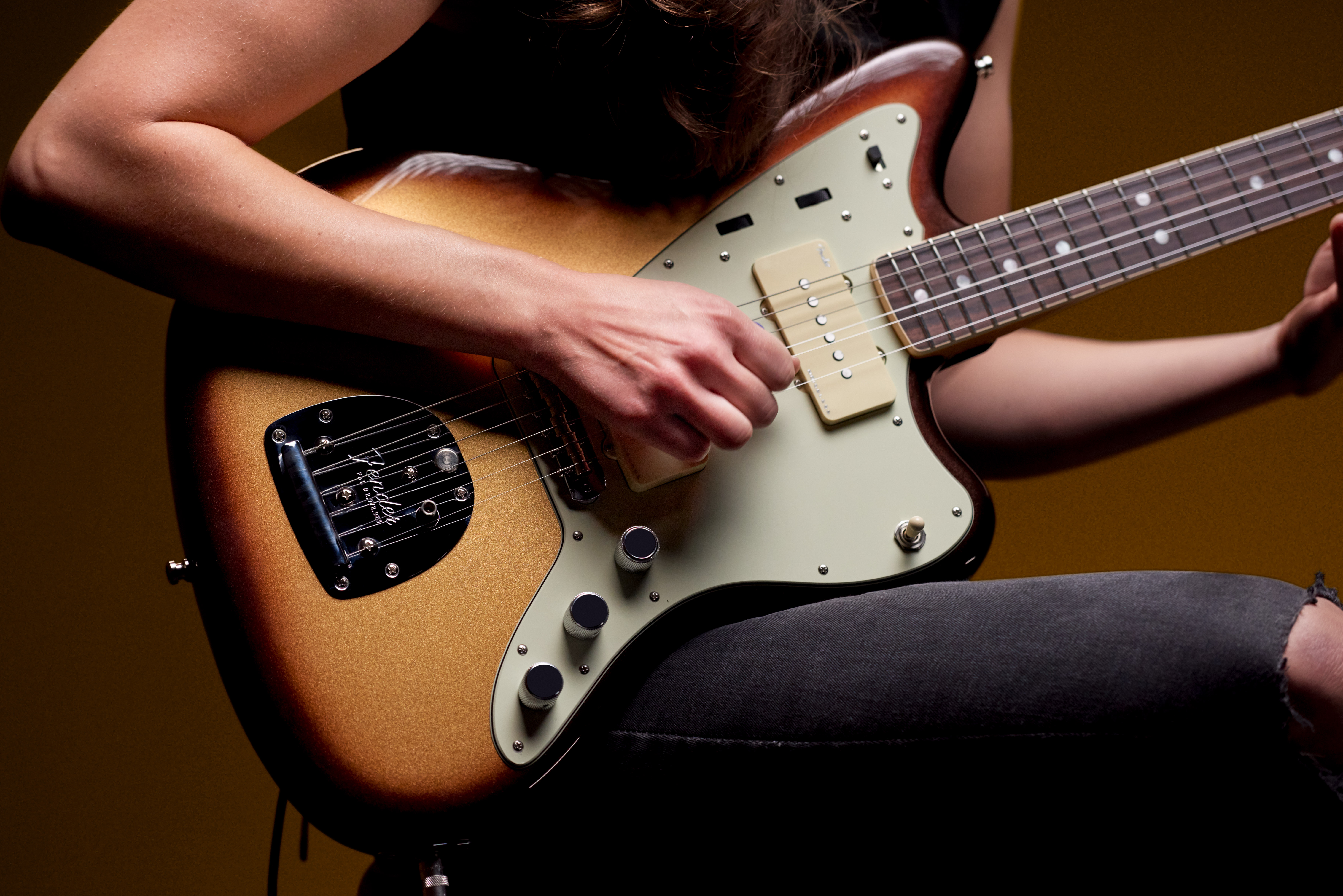 ǷOĿr | Fender Ultra aOϵеЇ